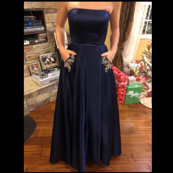 Sherri hill prom dress